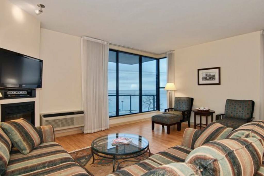 Ocean Promenade Hotel White Rock Exterior foto
